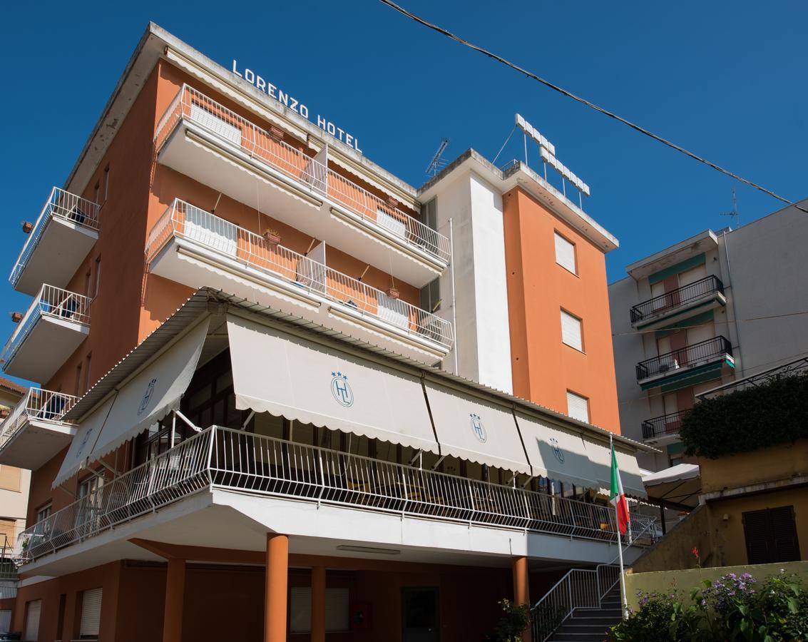 Hotel Lorenzo 첼레리구레 외부 사진