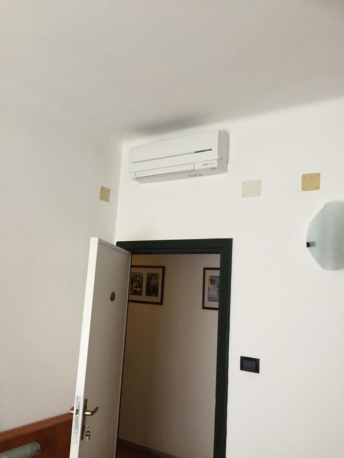 Hotel Lorenzo 첼레리구레 외부 사진